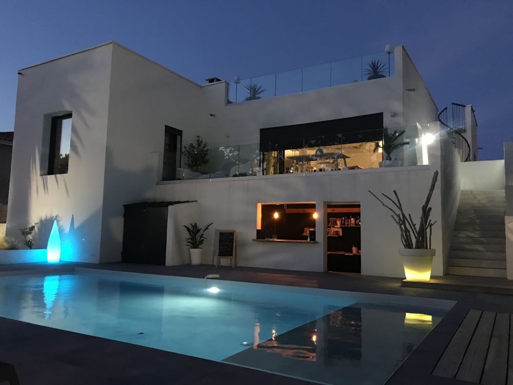 La Perle du Voyageur (suites Balinaise, Saharienne, Scandinave, Santorin, Camarguaise)