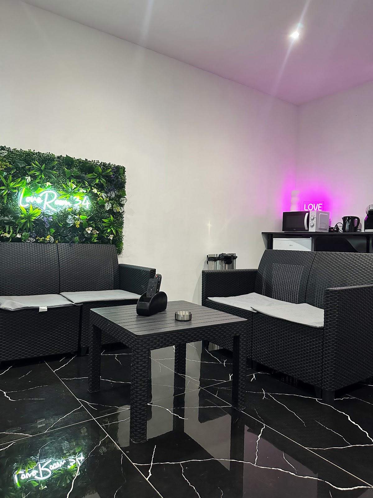 Photo Google Maps · Love Room / Suite Romantique Avec Jacuzzi