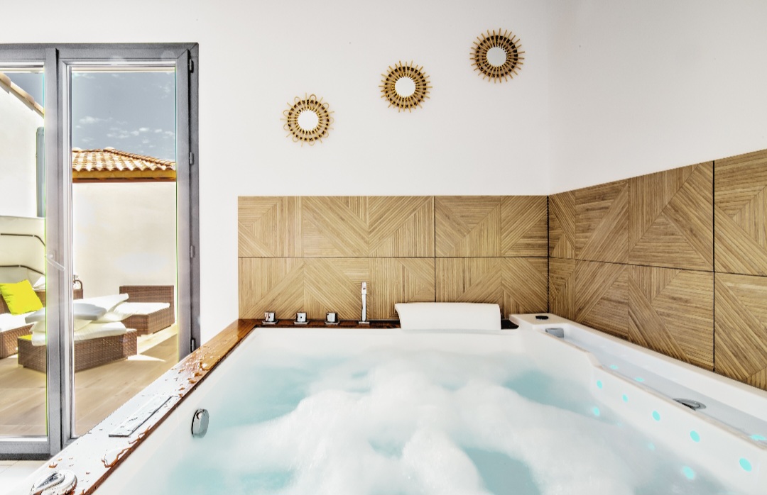 Photo Google Maps · L'Olympe des Sens: Love Room avec spa, Love hôtel, week-end romantique, nuit en amoureux, proche plage dans l'Hérault