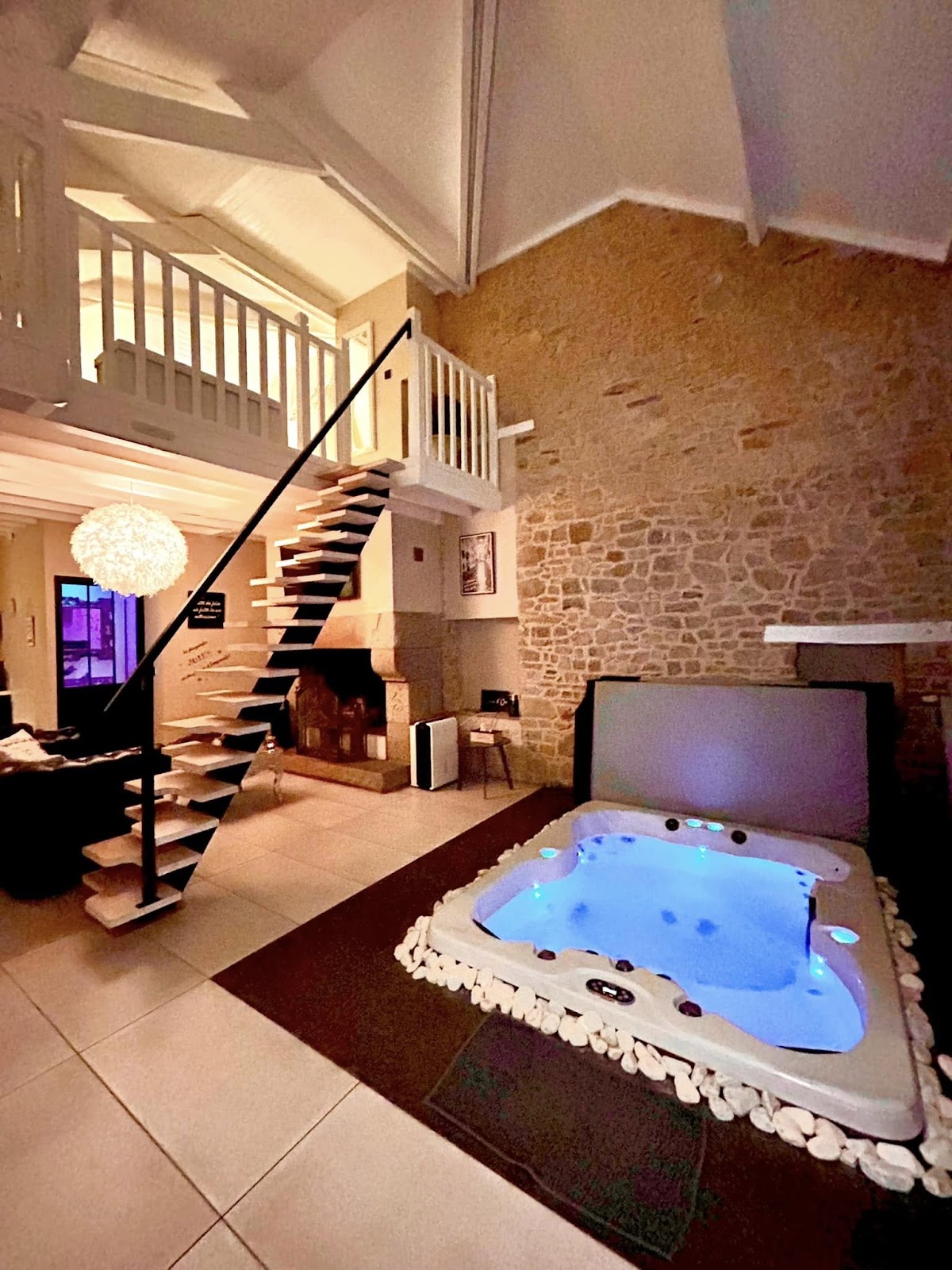 Photo Google Maps · Au Domaine des Anges – Gîtes avec spa & jacuzzi à Bain-de-Bretagne
