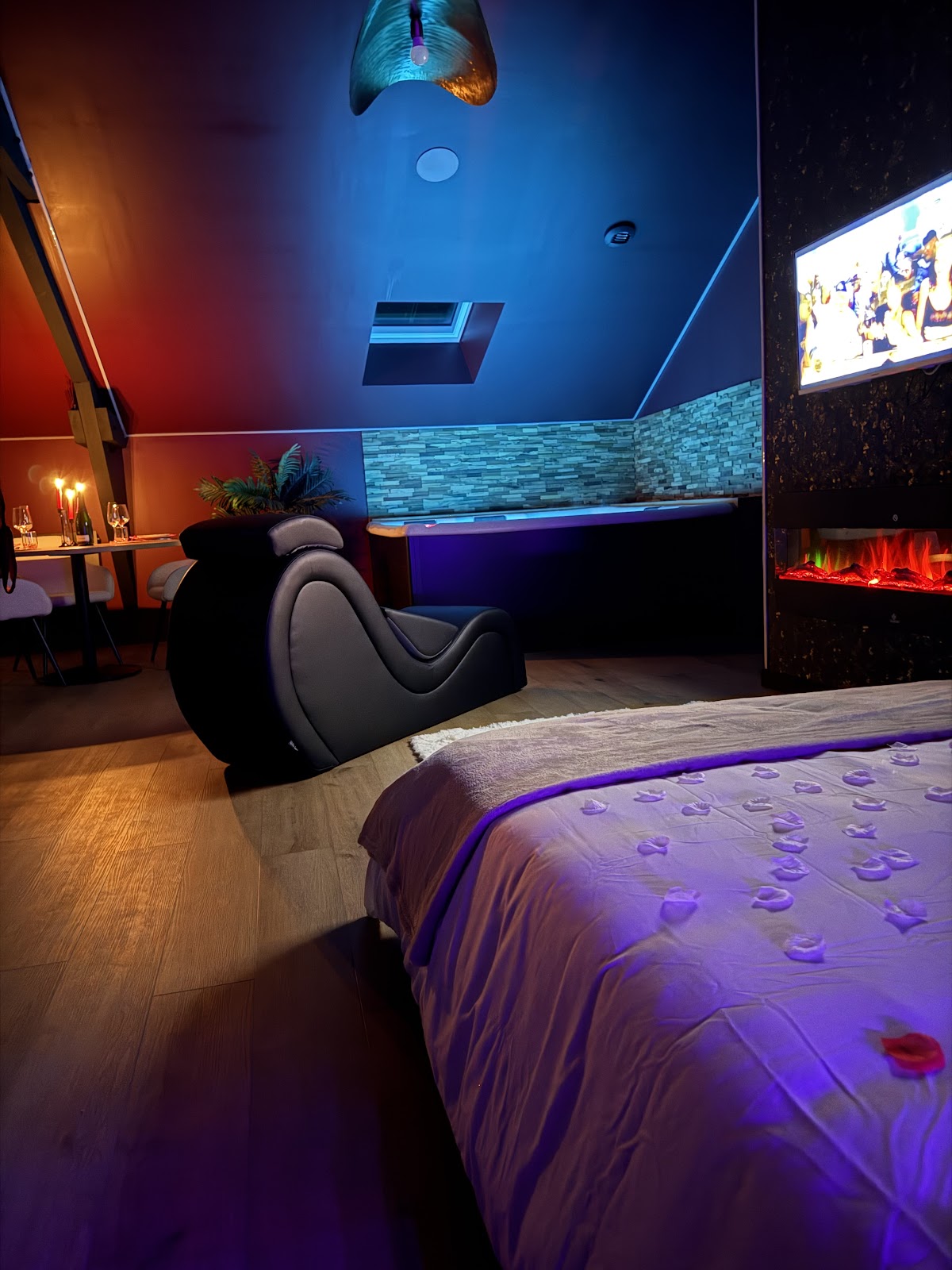 Photo Google Maps · Love Room Fougères – Jacuzzi Privatif