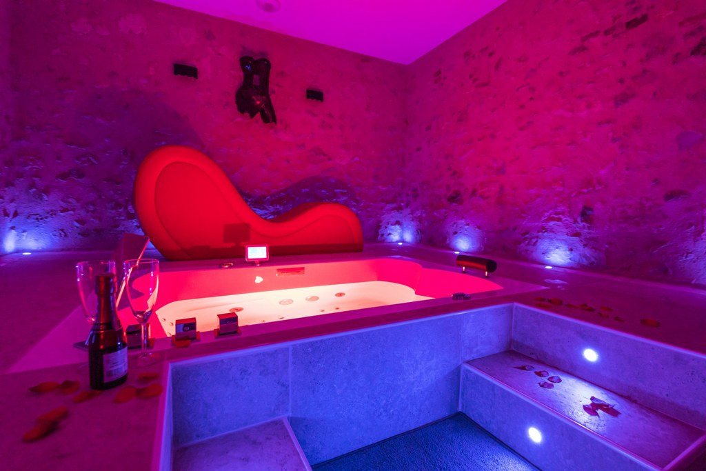 Indiscrète Love Room