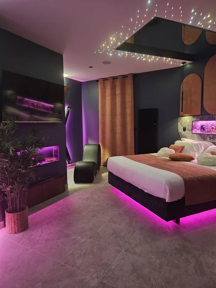 Photo Google Maps · Love Room Tours - Le Nid Défendu - By Nüit