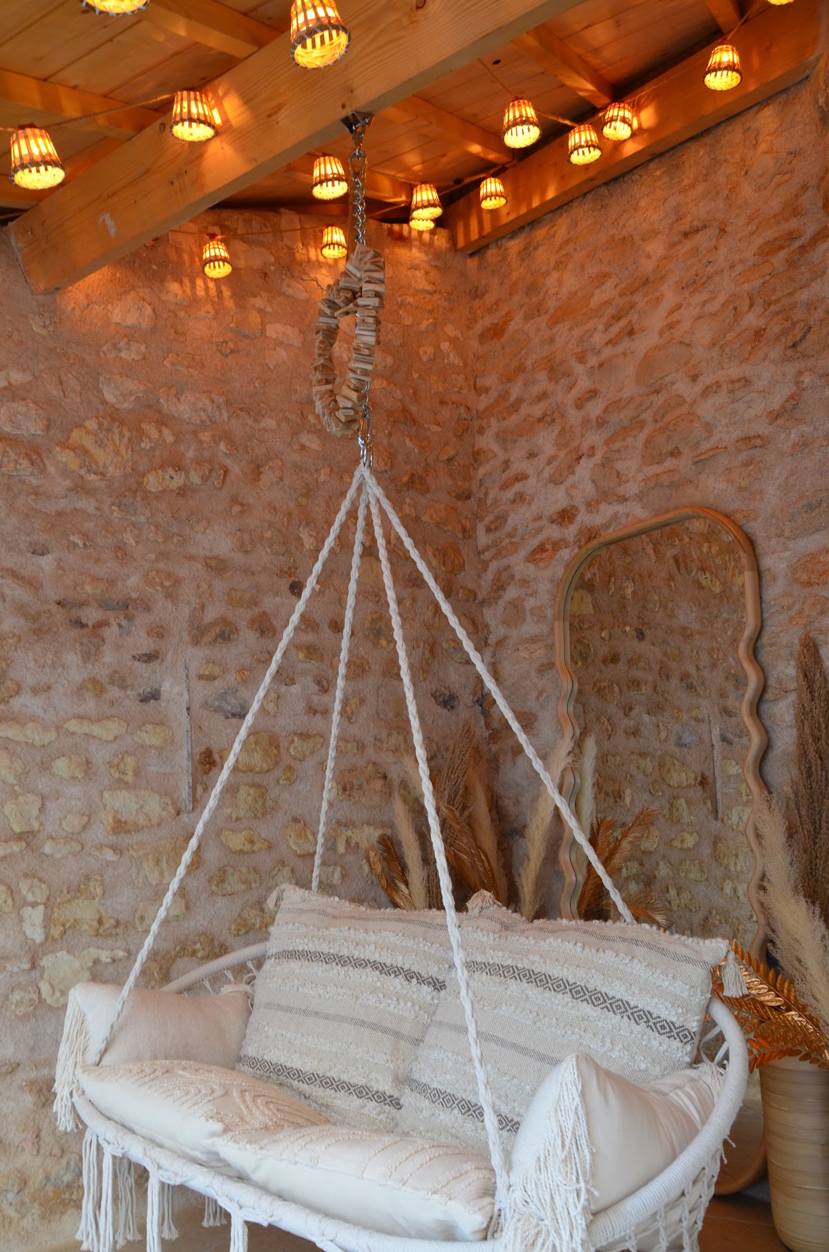 Photo Google Maps · Love Room Tours - Le Nid Défendu - By Nüit