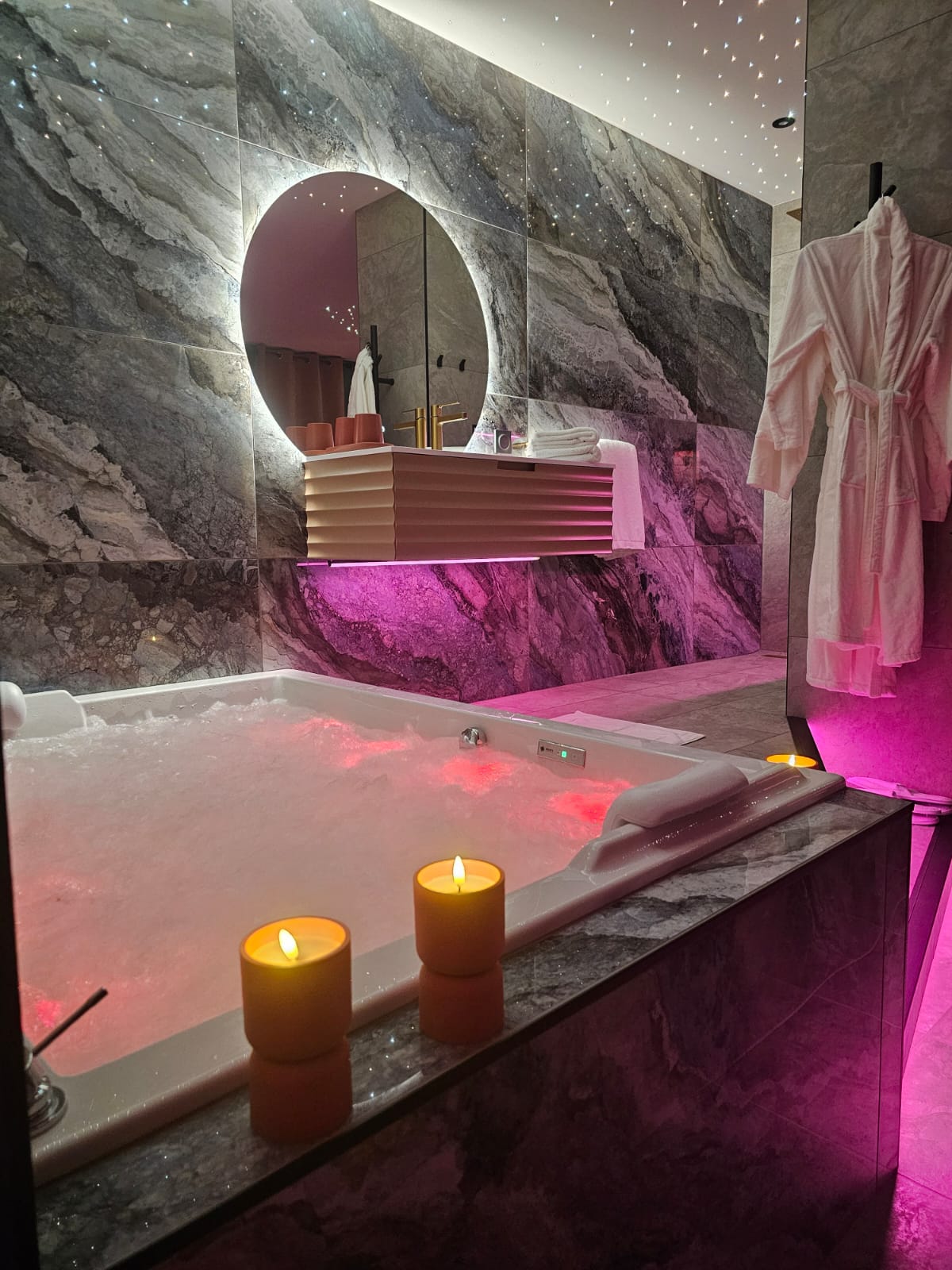 Photo Google Maps · Love Room Tours - Le Nid Défendu - By Nüit