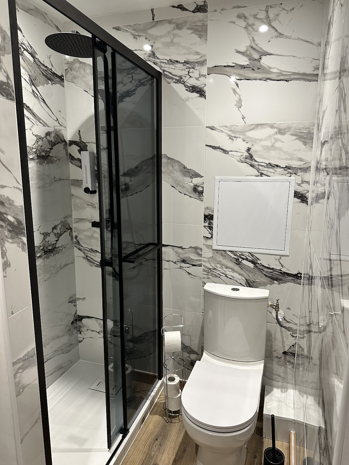 Photo Google Maps · Love Room Suits Blois 41