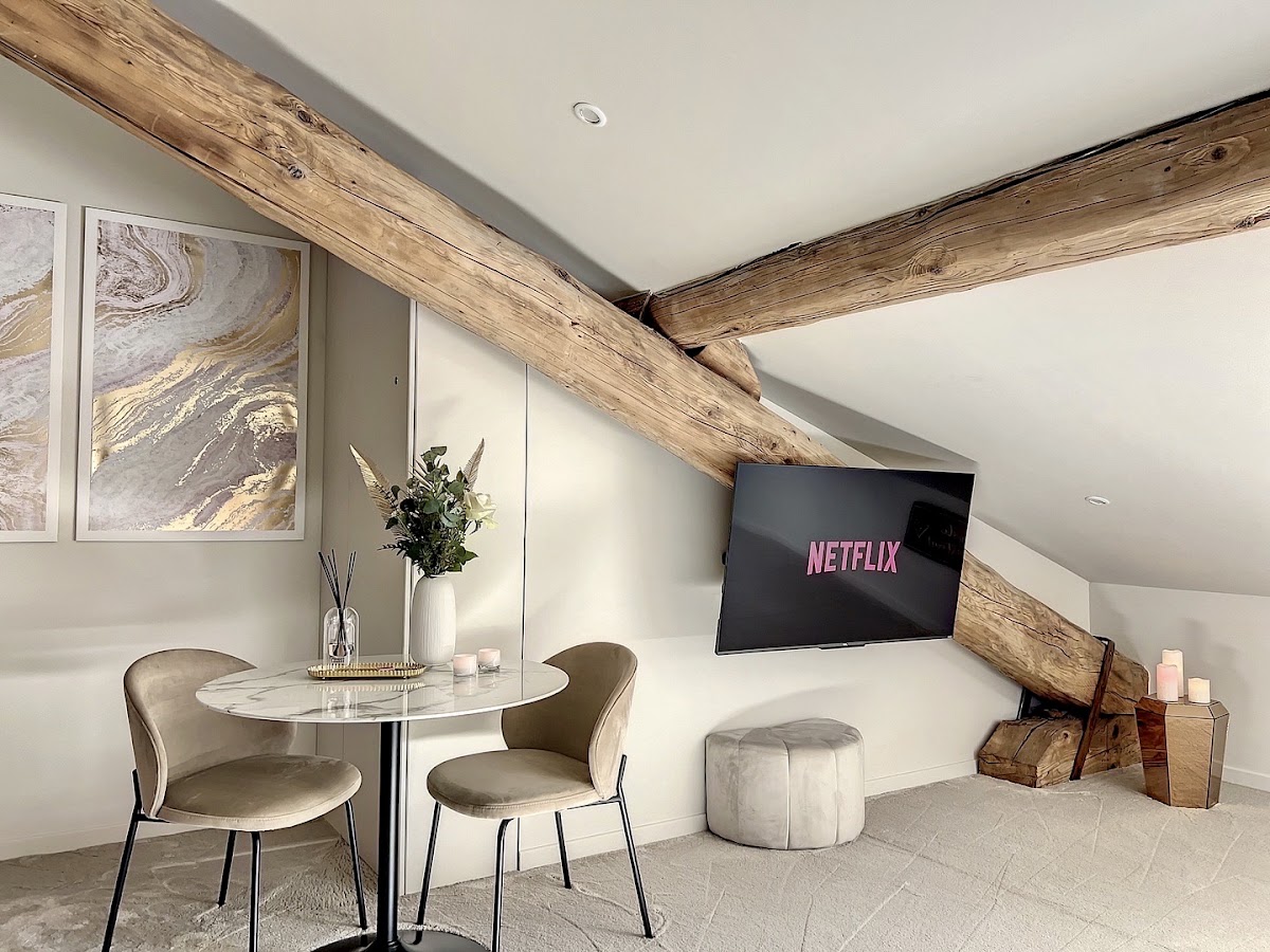 Photo Google Maps · Loveroom / Spa privatif / Jacuzzi Saint Etienne