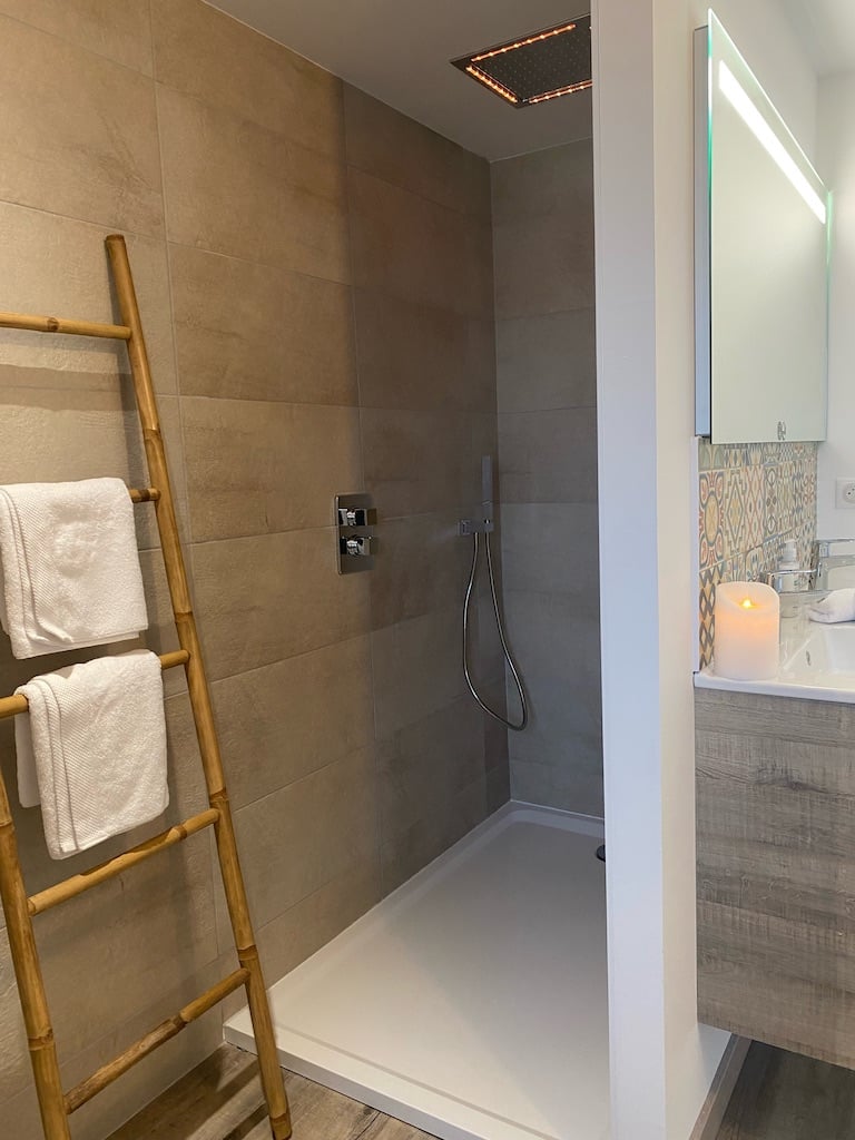 Photo Google Maps · Love room L'Evasion