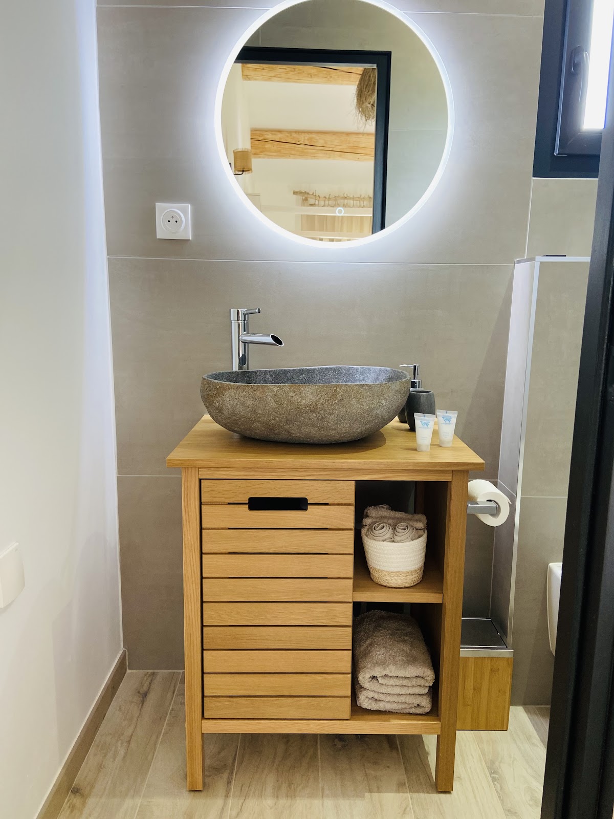 Photo Google Maps · Villa CoCoon - Love Room