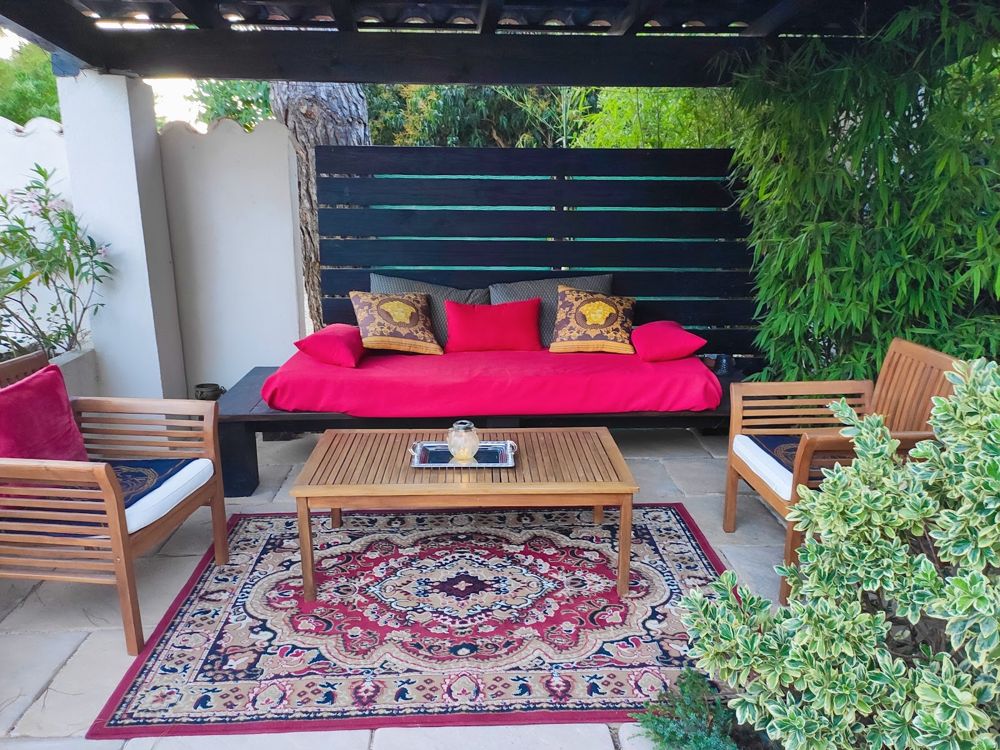 Photo Google Maps · Love room Rouge Cherry