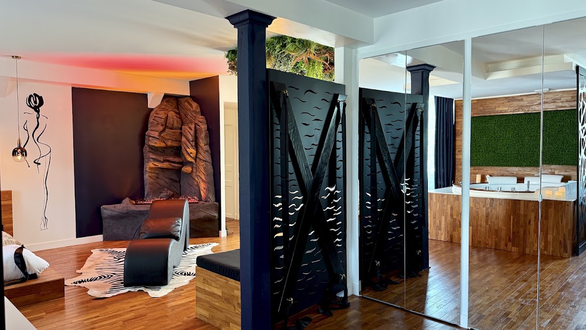 Photo Google Maps · Le Double L - Chambre romantique avec jacuzzi privatif à Cholet dans le Maine et Loire
