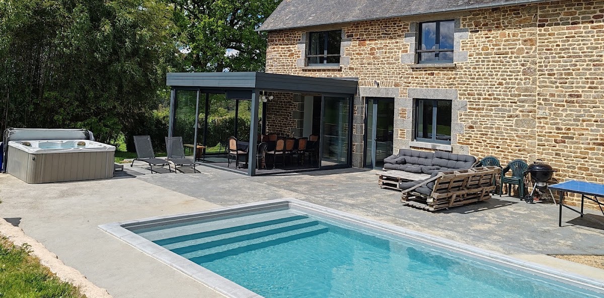 Photo Google Maps · Gîtes Pierre et Nature, piscine, spa, sauna