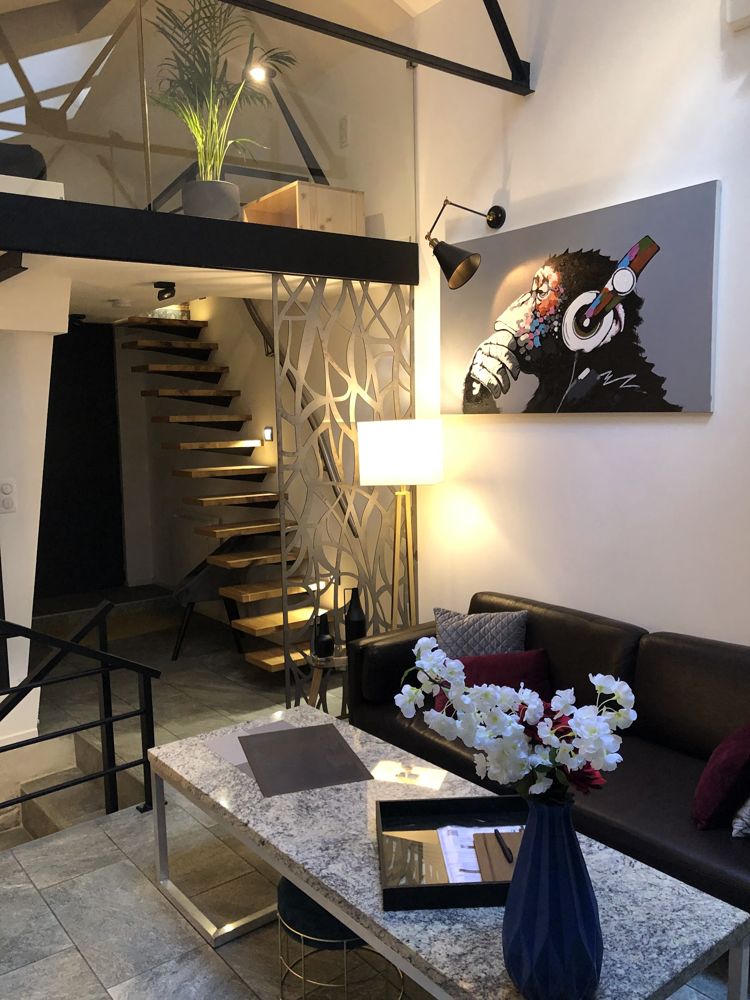 Photo Google Maps · Hôtel les Caves de Stanislas – Hébergement touristique & chambres à Nancy