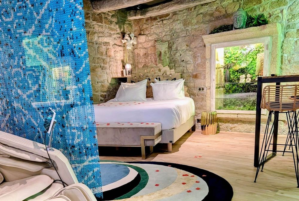 Photo Google Maps · Les Suites du Bouddha Bleu – Loveroom & Spa privatif à Carnac