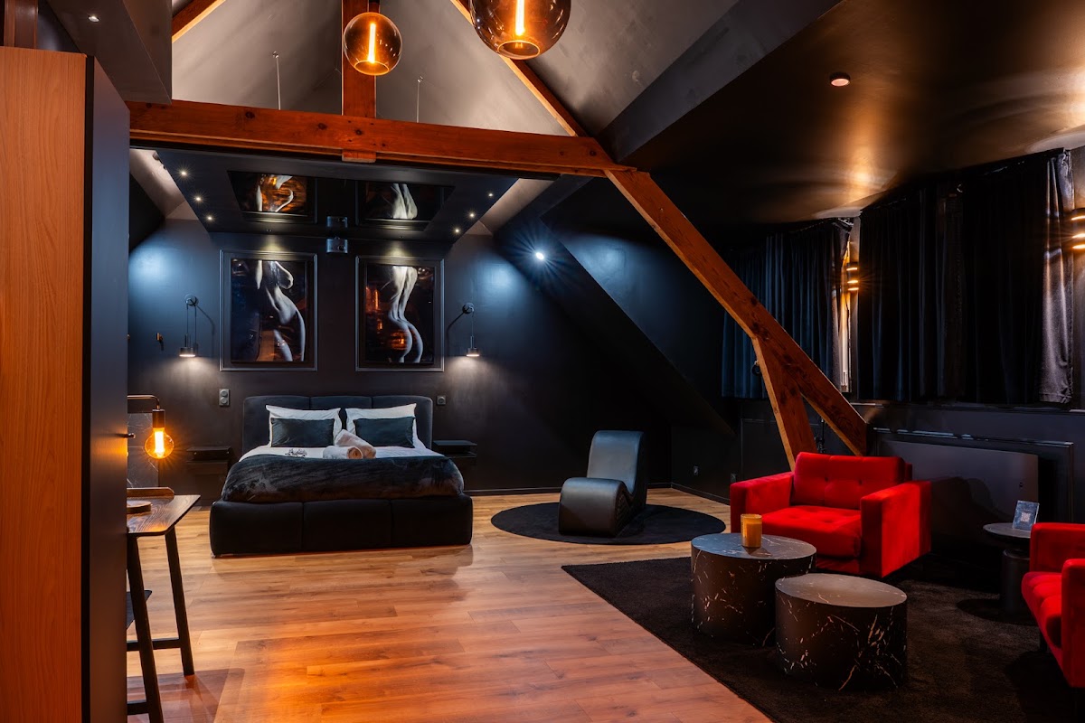 Photo Google Maps · Le Côté Secret Lorient - Love Room Bretagne