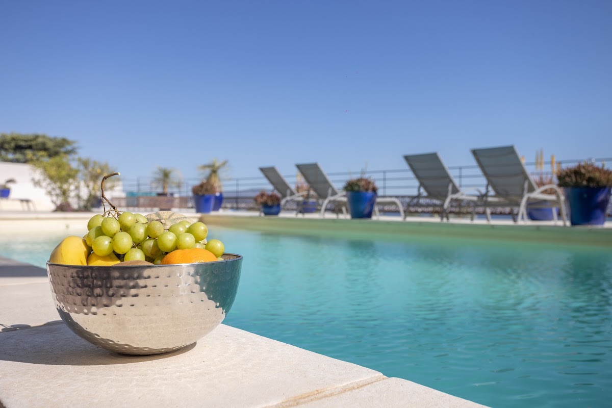 Photo Google Maps · LES SUITES LOVE SPA VUE MER PISCINE