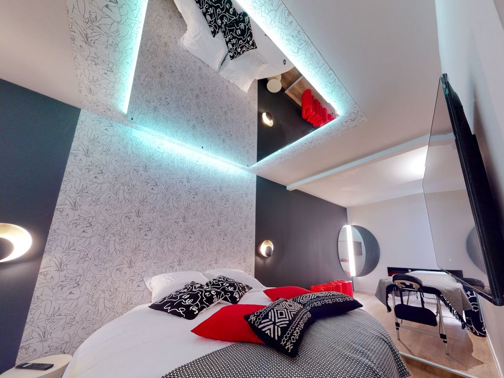 Photo Google Maps · Just For Us - Suite Orion - Love room Marseille