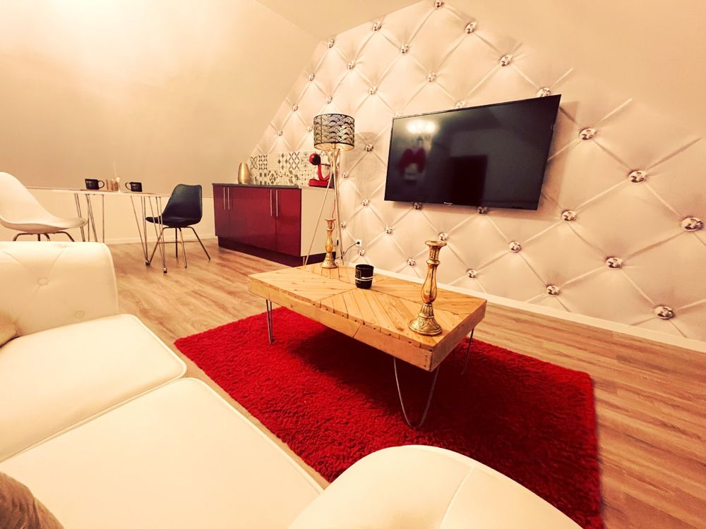 Photo Google Maps · Redroom loveroom Red Room love room Valenciennes Cambrai Spa Privatif Coupleambiance 50 nuances de grey : Suite de charme insolite & romantique Jacuzzi Week-end amoureux/couple Valenciennes nord