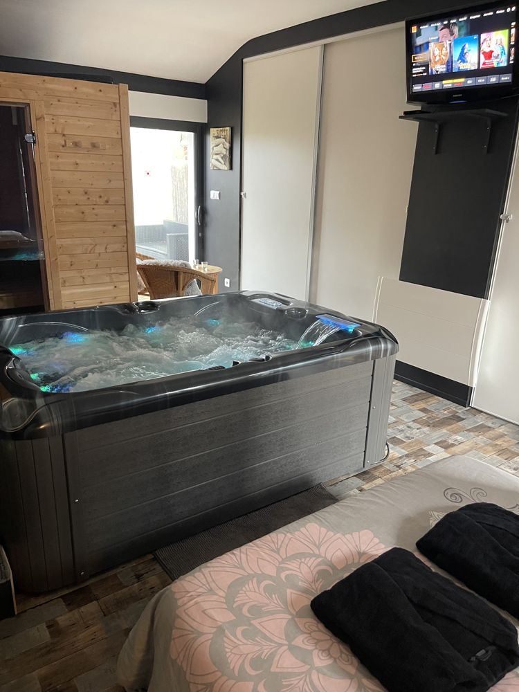 Photo Google Maps · L‘ENTRE-DEUX Ô SPA / LE COTTAGE DU BIEN-ÊTRE