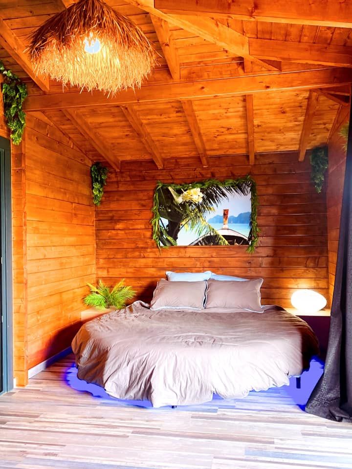 Photo Google Maps · Tropical Spa: Love Room spa privatif et sauna, en Journée Soirée Nuit en amoureux, week-end romantique Hauts de France Nord