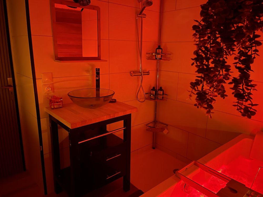 Photo Google Maps · Lovely Room 61/ Love Room