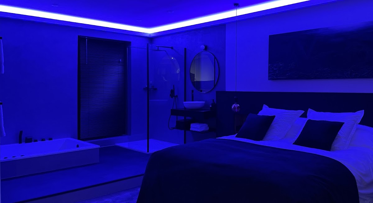 Photo Google Maps · Ennéa - Jacuzzi & Luxury Suites