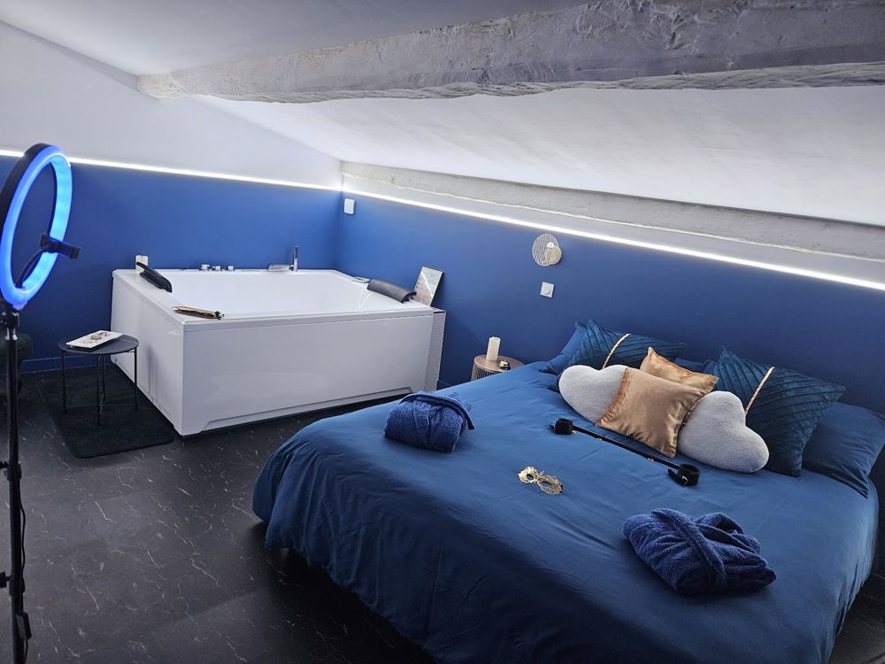 Photo Google Maps · Loveroom 66 / Le palais secret Loveroom