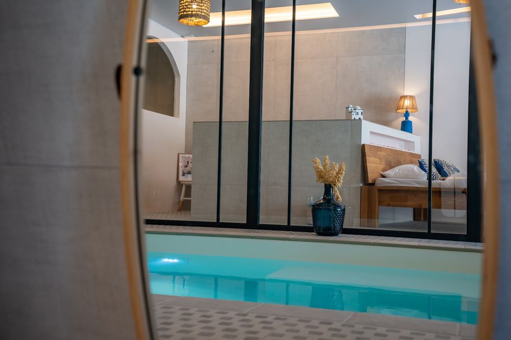 Photo Google Maps · Love Room - Grèce et Mojo Pool Belleville - By Nuit et Spa