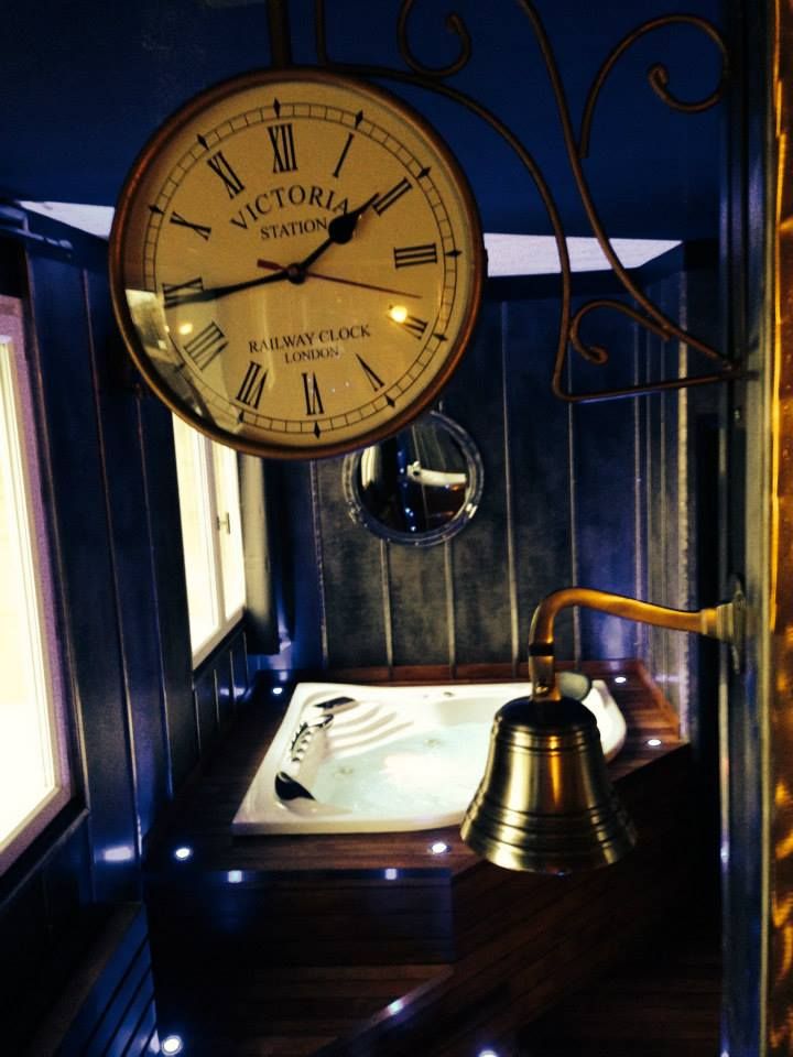 Photo Google Maps · Love Room - le Boat Spa Lyon - By Nuit et Spa