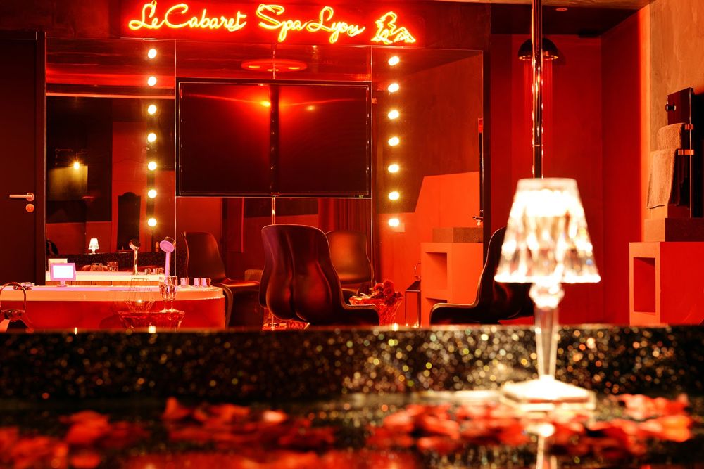 Photo Google Maps · Secret Room - Cabaret Spa Lyon - By Nuit et Spa
