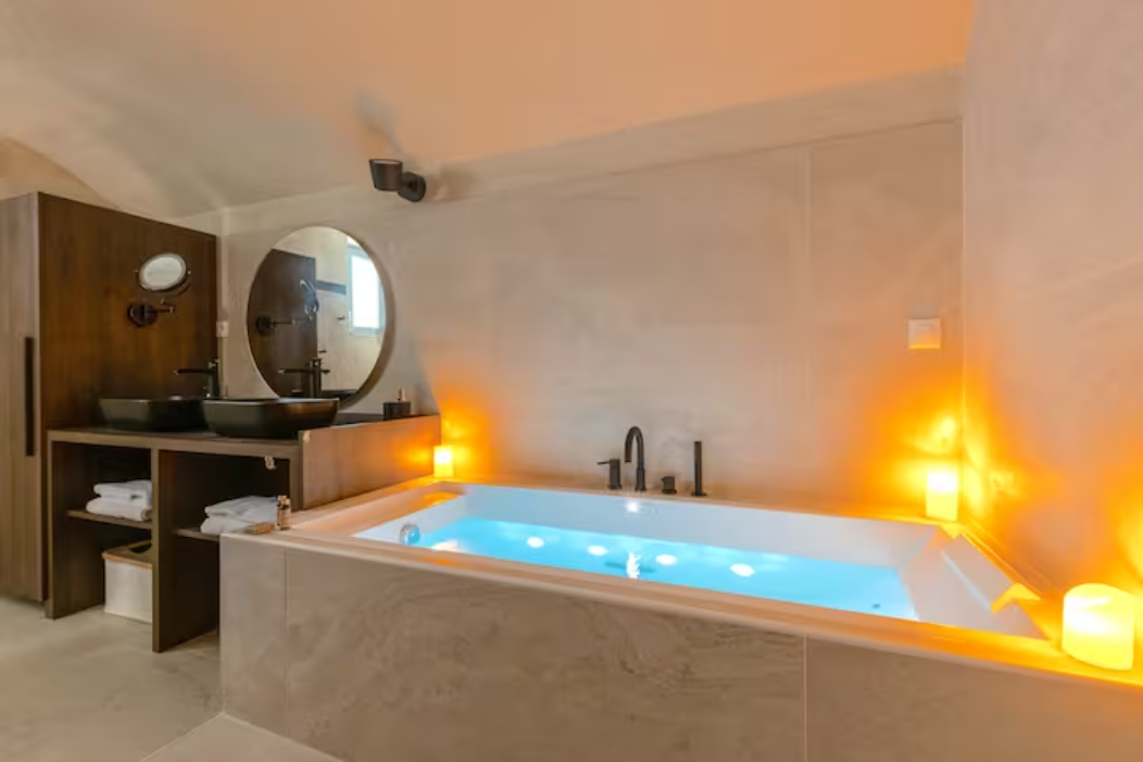 Photo Google Maps · Cocoon du vieux Lyon - Luxury apartment Balneo