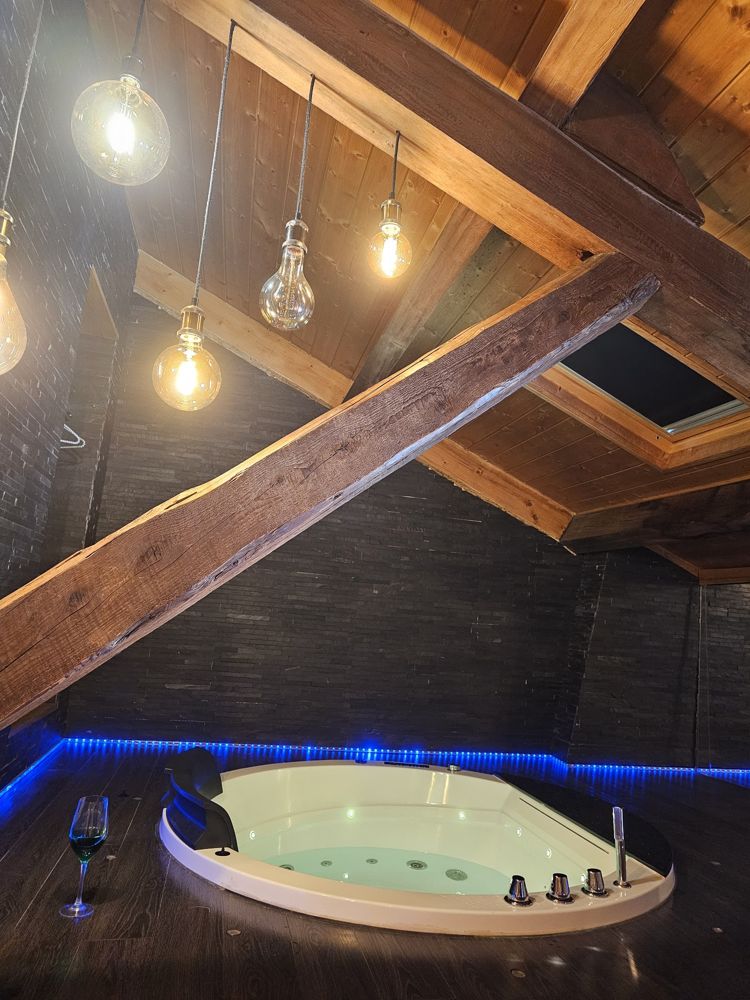 Photo Google Maps · RUBY'ONGLE