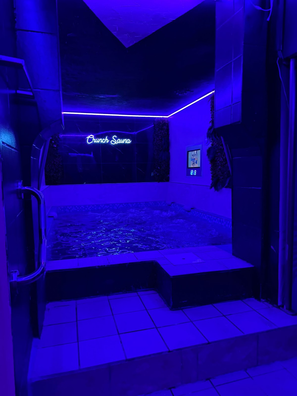 Crunch Sauna